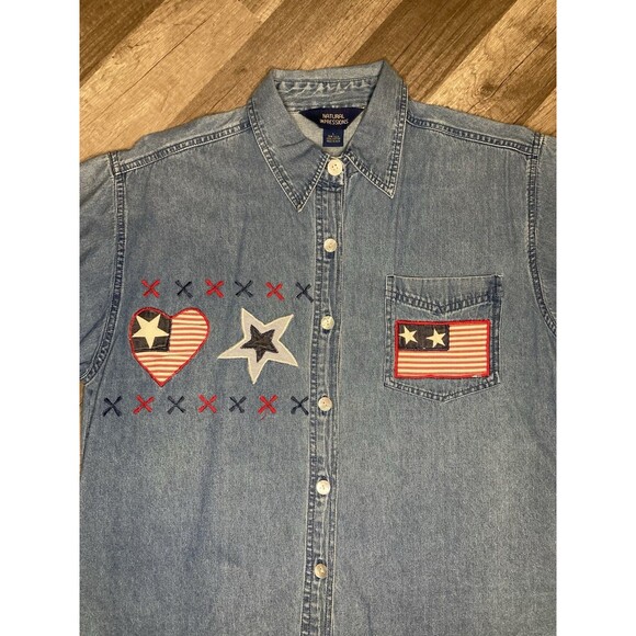 Vintage Women’s L Embroidered American Flag Heart Button Up Jean Denim SS Shirt - Picture 2 of 8